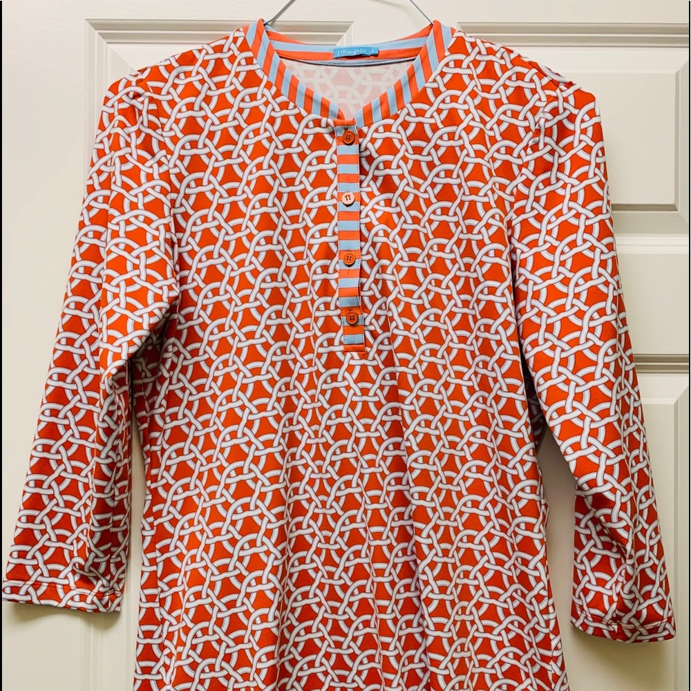 Ladies three quarter sleeve top